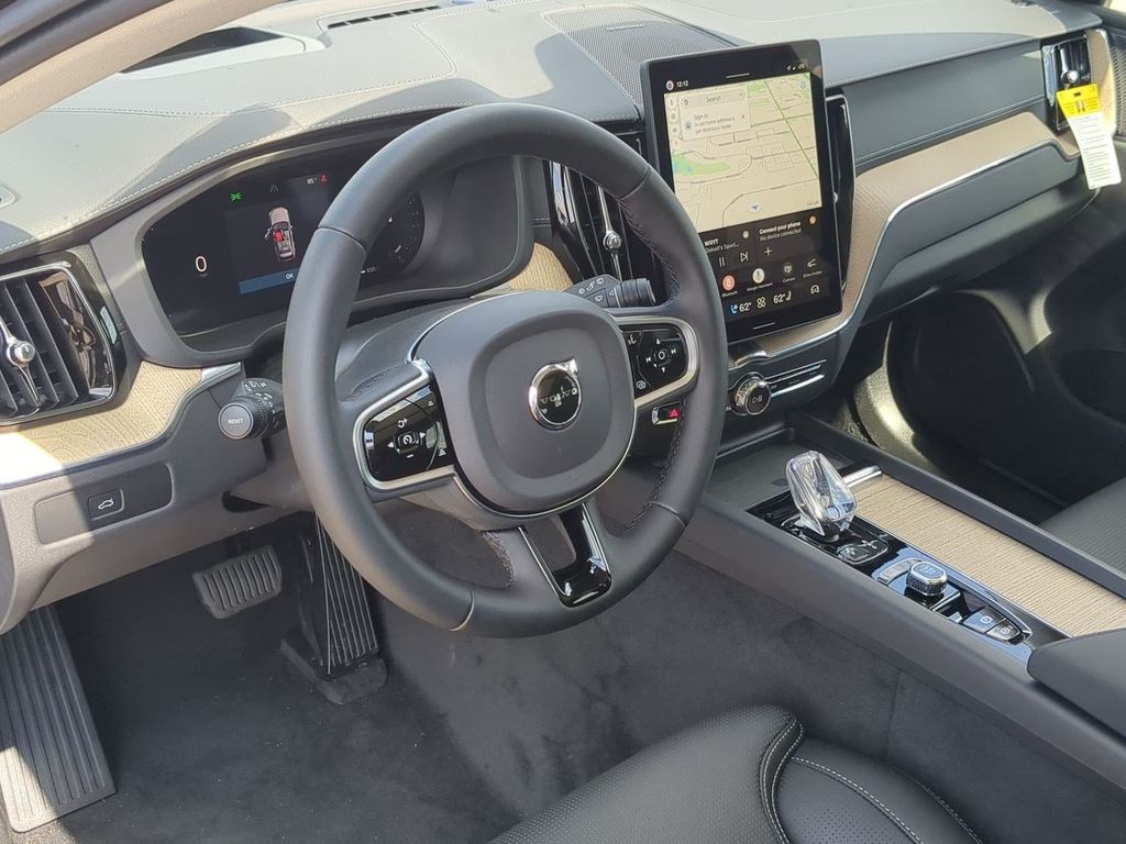 Thumbnail: 2026 Volvo XC60 - 2
