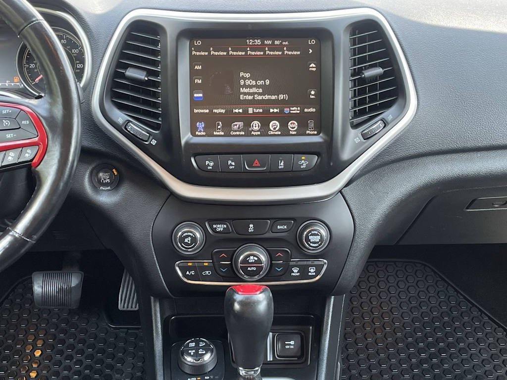 Thumbnail: 2014 Jeep Cherokee - 13