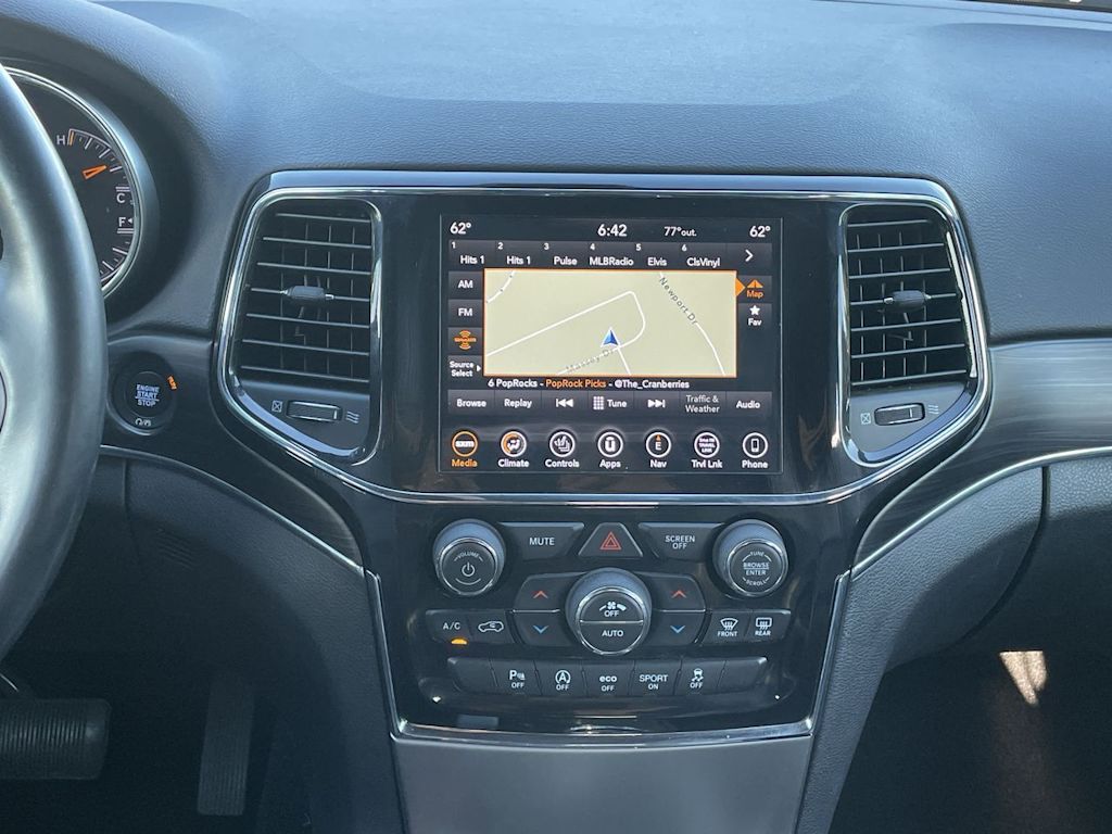 Thumbnail: 2020 Jeep Grand Cherokee - 14