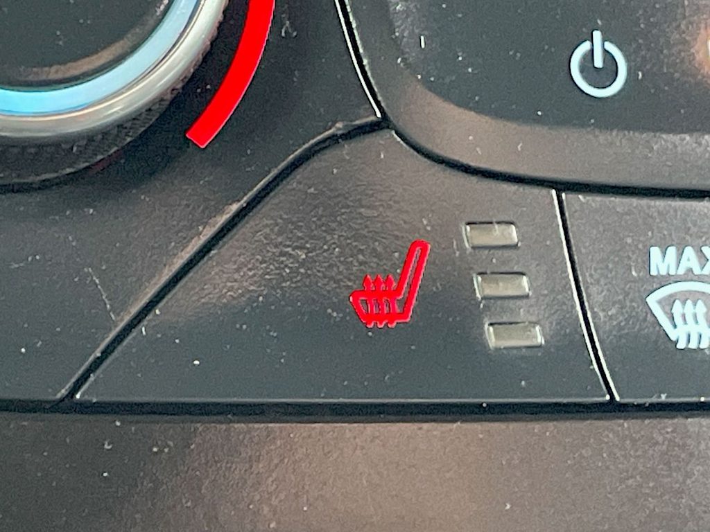 Thumbnail: 2015 Ford Focus - 28