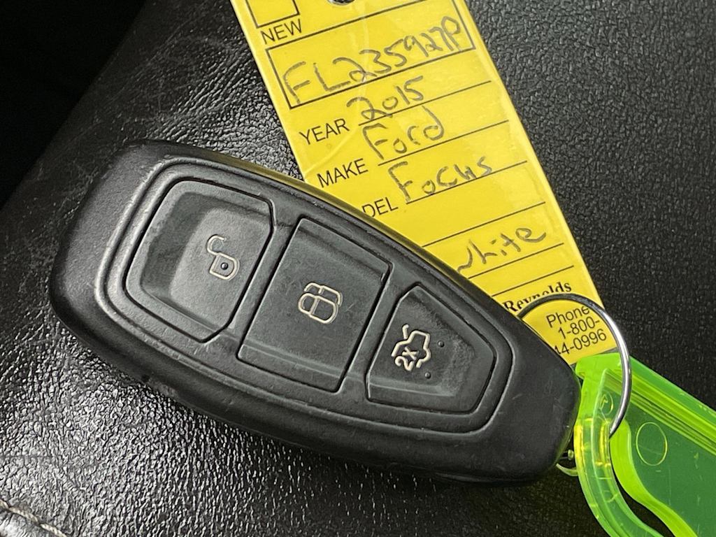 Thumbnail: 2015 Ford Focus - 17