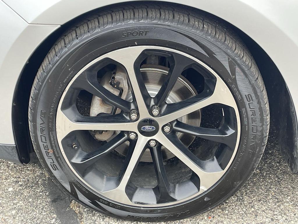 Thumbnail: 2015 Ford Taurus - 7