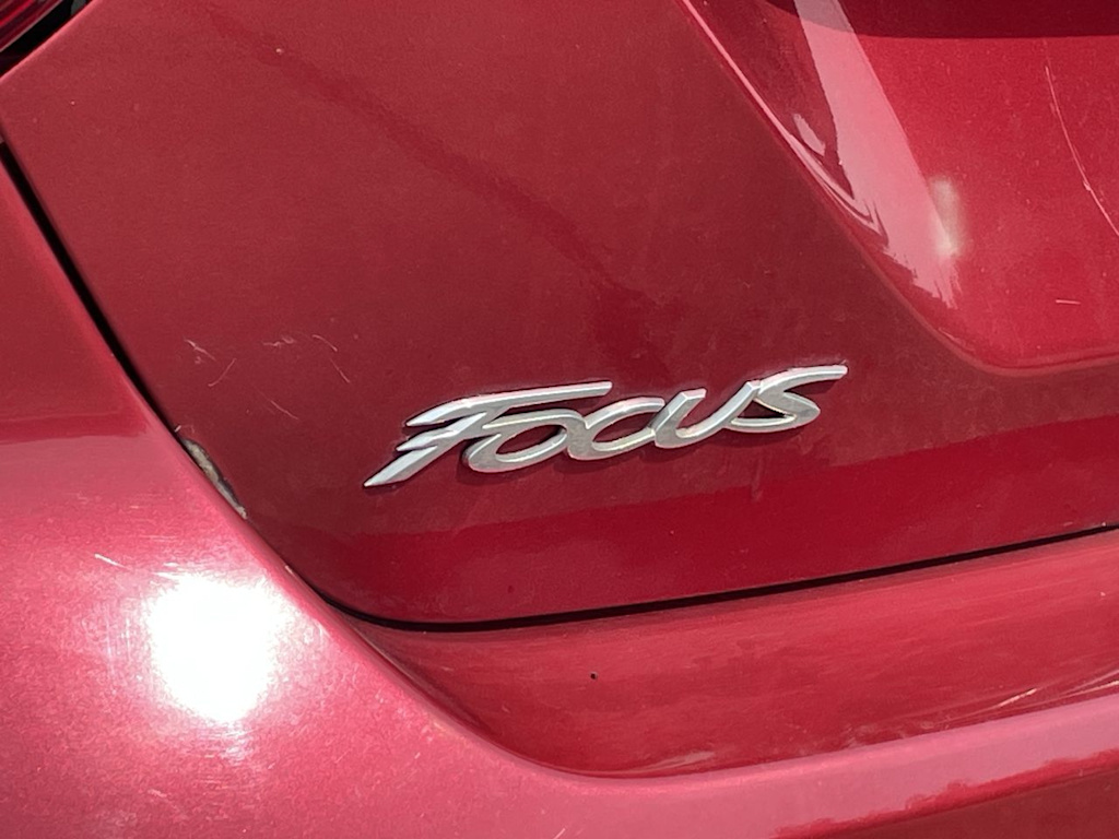 Thumbnail: 2012 Ford Focus - 34