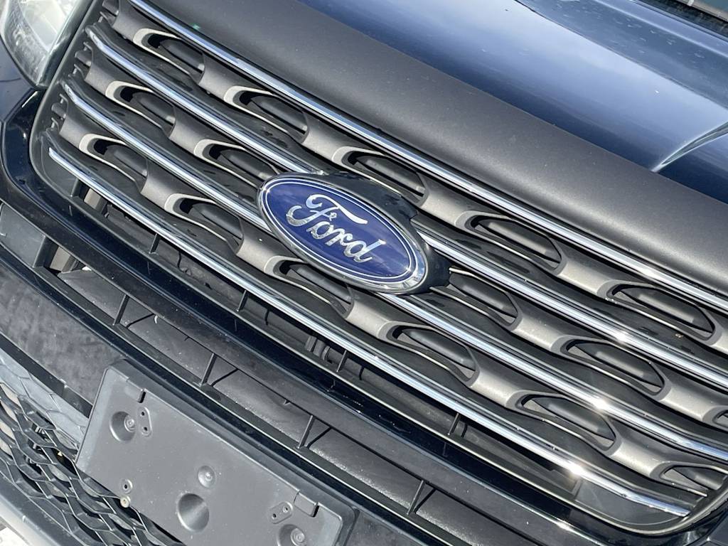 Thumbnail: 2016 Ford Explorer - 33