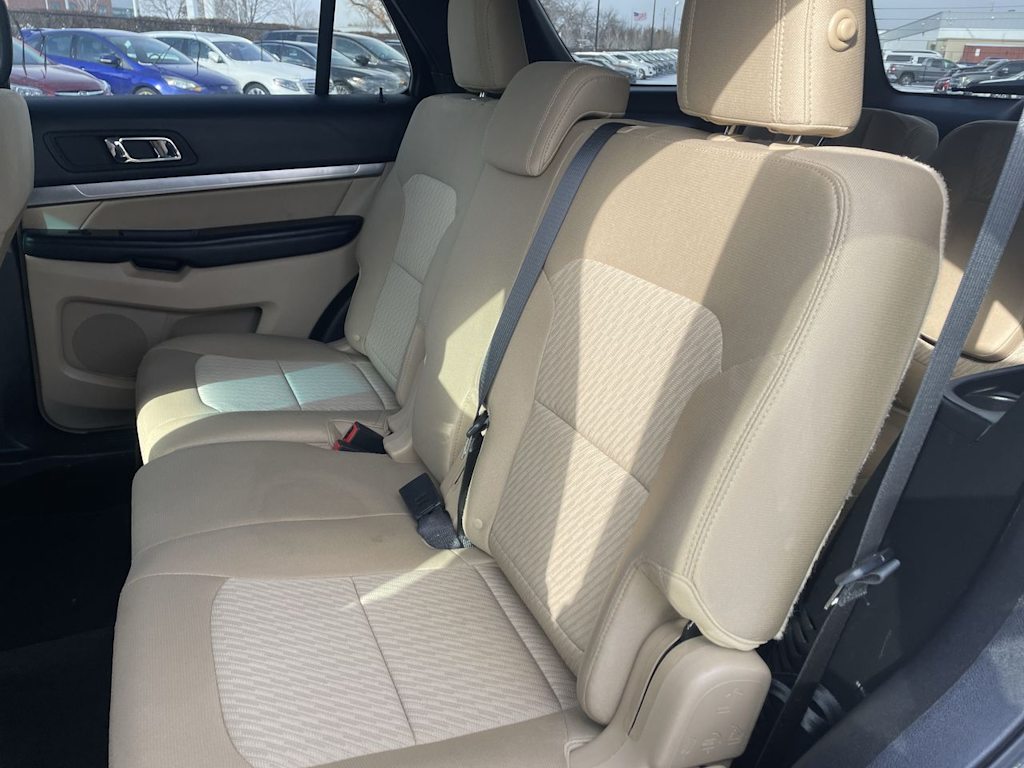 Thumbnail: 2016 Ford Explorer - 27