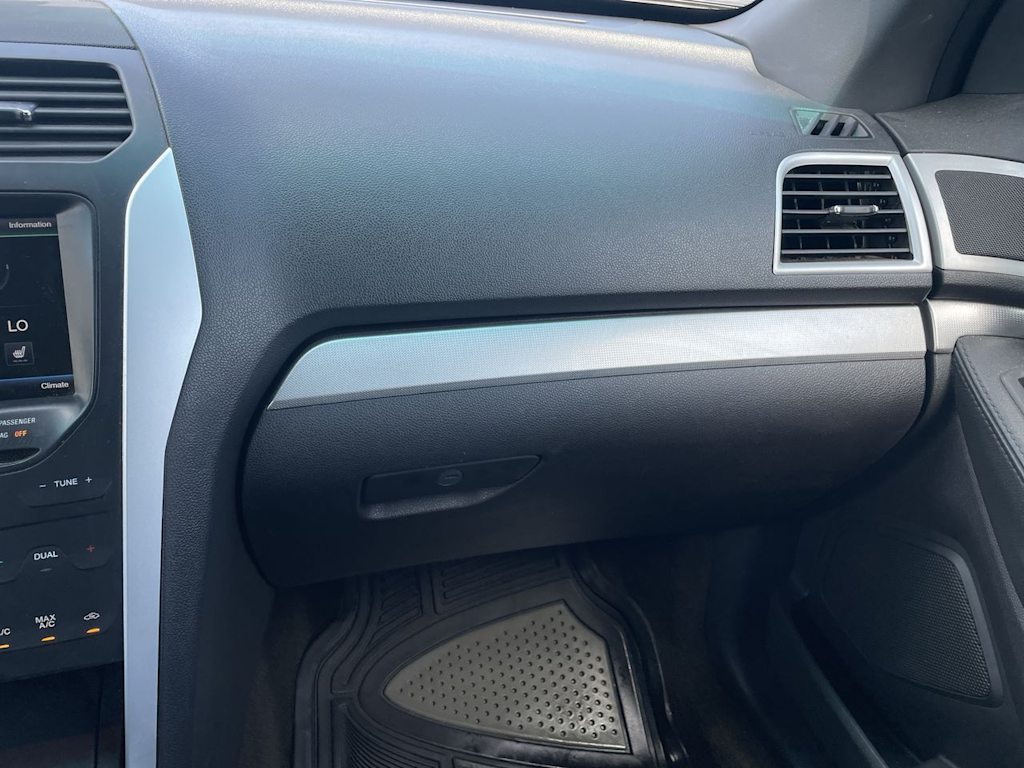 Thumbnail: 2014 Ford Explorer - 25