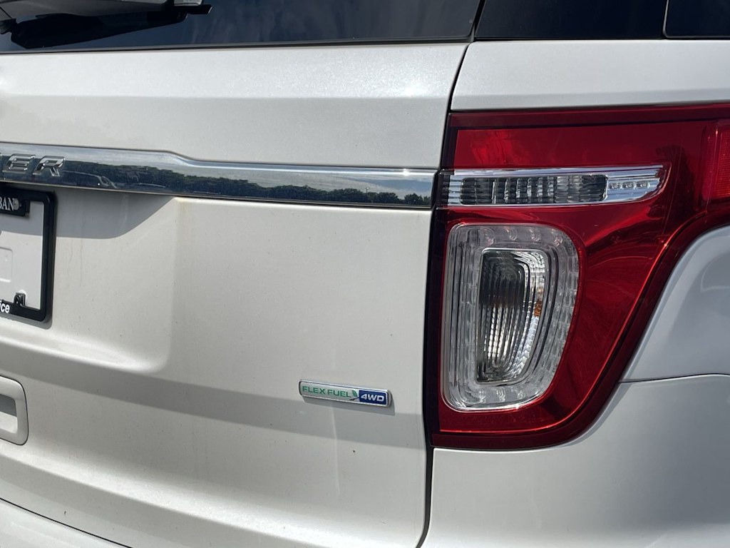 Thumbnail: 2014 Ford Explorer - 41