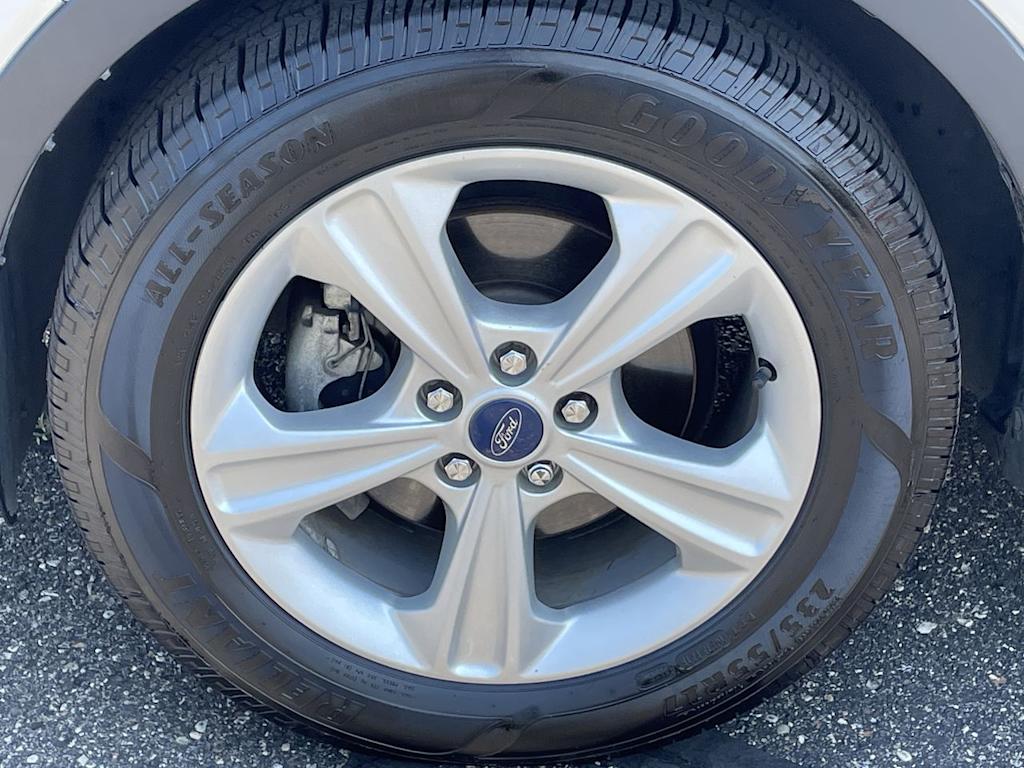 Thumbnail: 2014 Ford Escape - 6