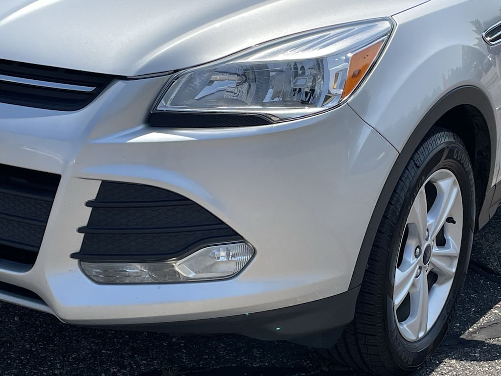 Thumbnail: 2014 Ford Escape - 32