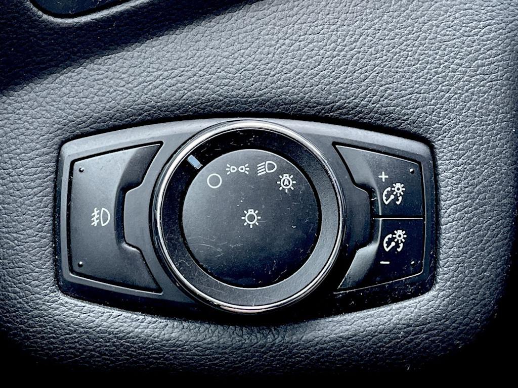 Thumbnail: 2014 Ford Escape - 28