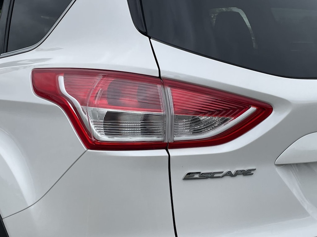 Thumbnail: 2014 Ford Escape - 34