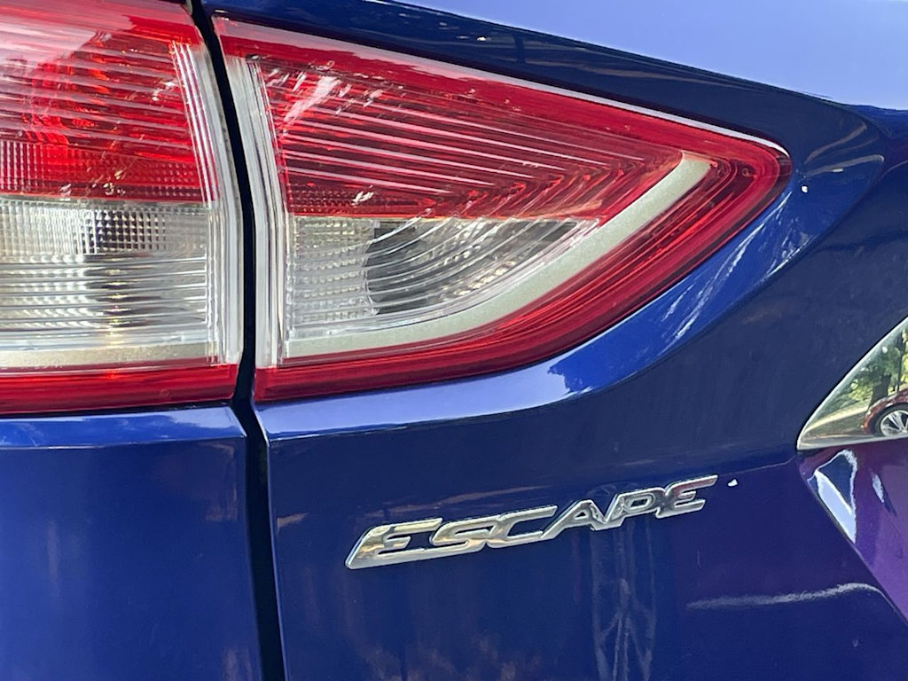Thumbnail: 2016 Ford Escape - 34