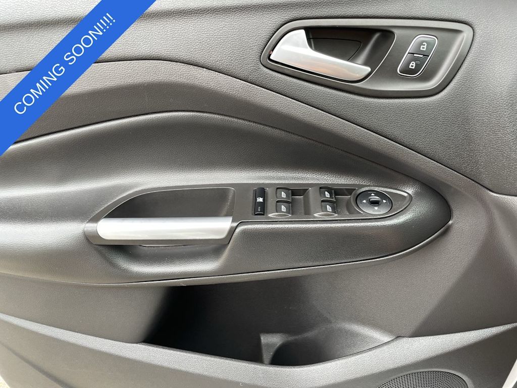 Thumbnail: 2018 Ford Escape - 32