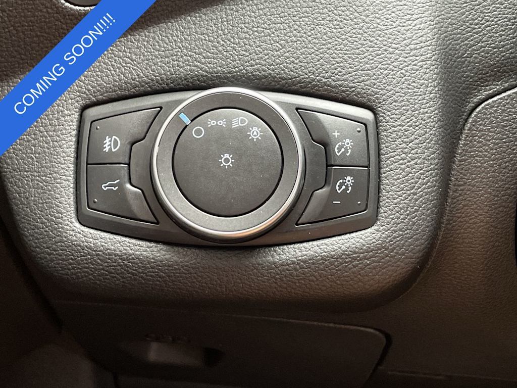 Thumbnail: 2018 Ford Escape - 31