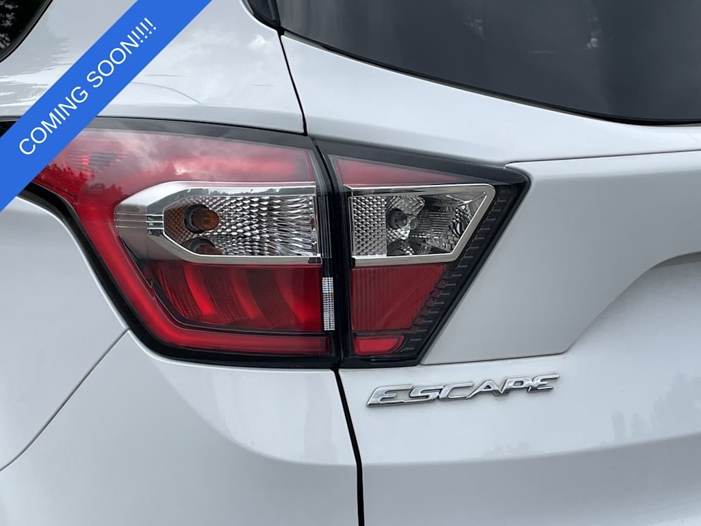 Thumbnail: 2018 Ford Escape - 35