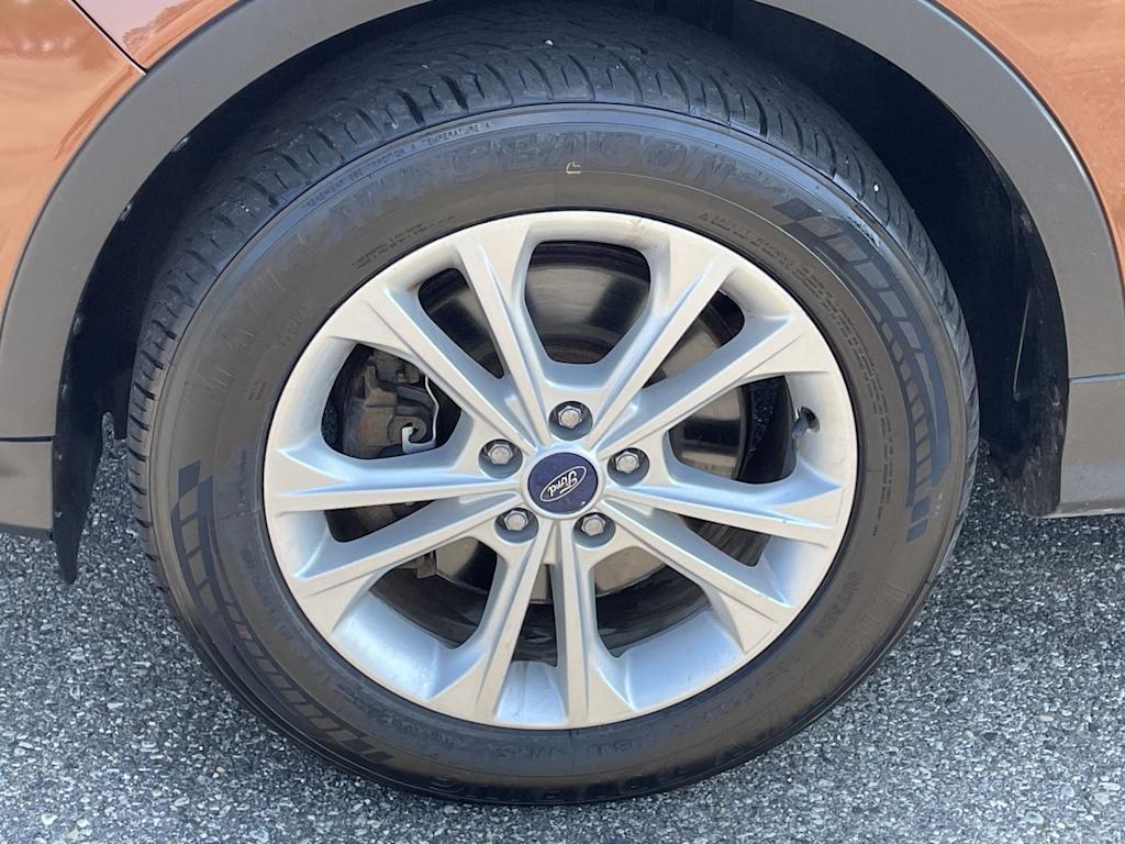 Thumbnail: 2017 Ford Escape - 35
