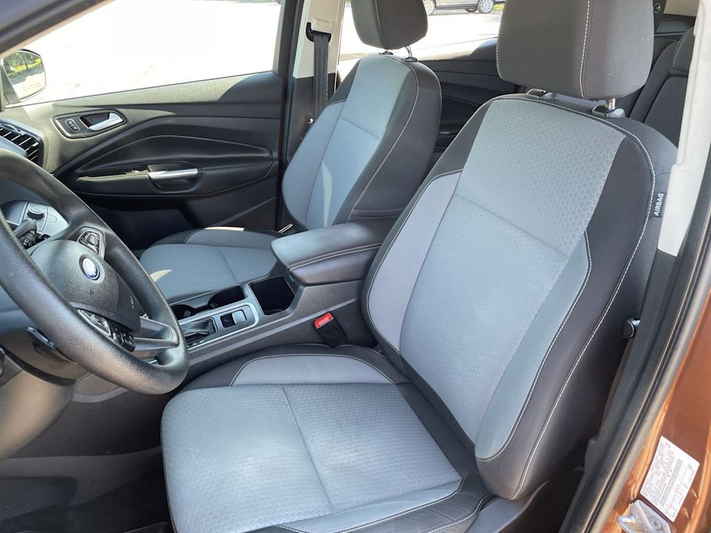 Thumbnail: 2017 Ford Escape - 10