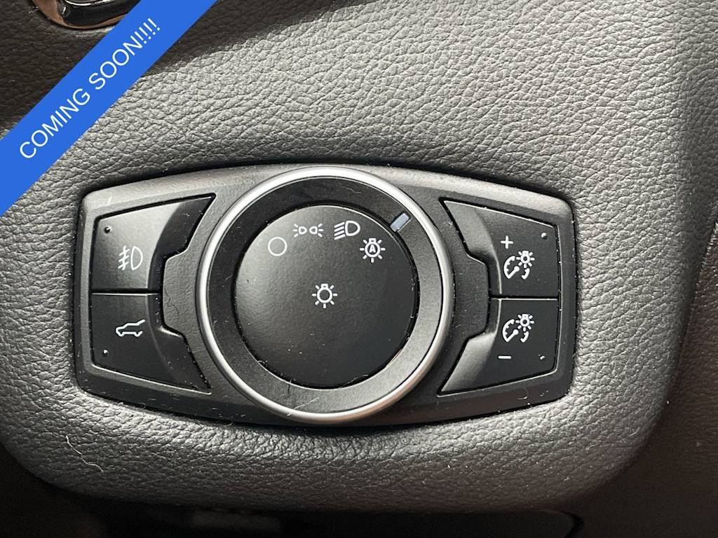 Thumbnail: 2017 Ford Escape - 32