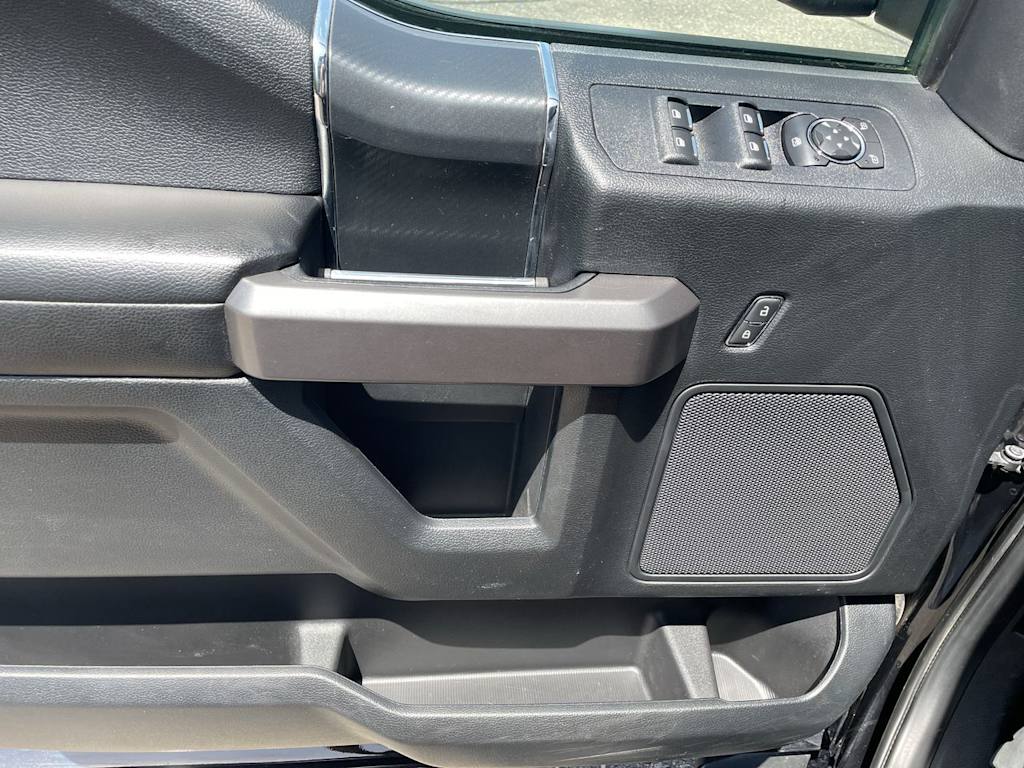 Thumbnail: 2020 Ford F-150 - 33