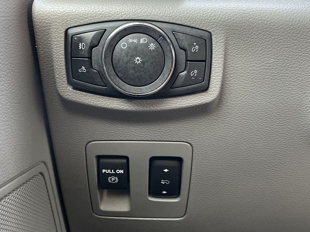 Thumbnail: 2019 Ford F-150 - 31