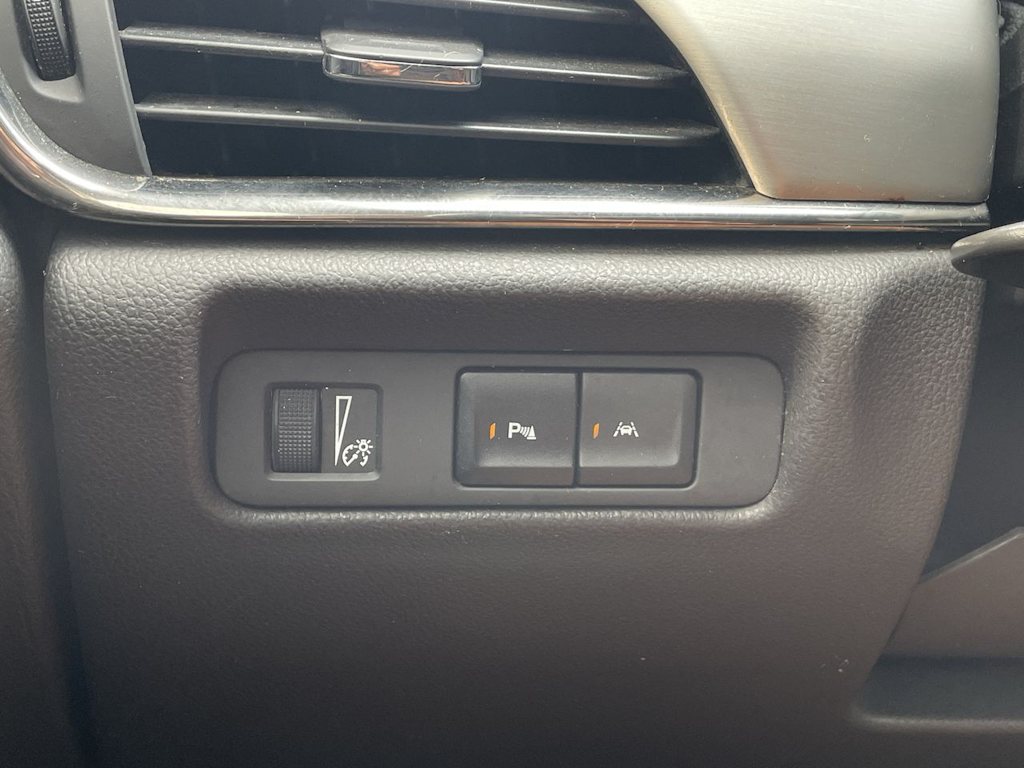 Thumbnail: 2017 Cadillac ATS - 33