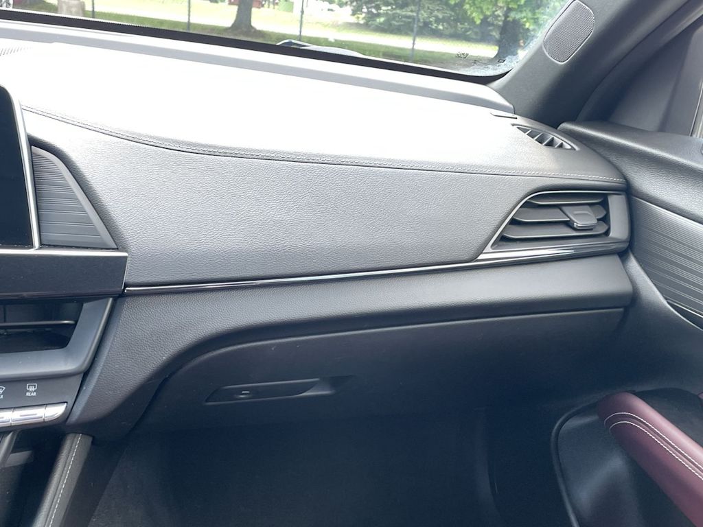 Thumbnail: 2020 Cadillac CT4 - 25
