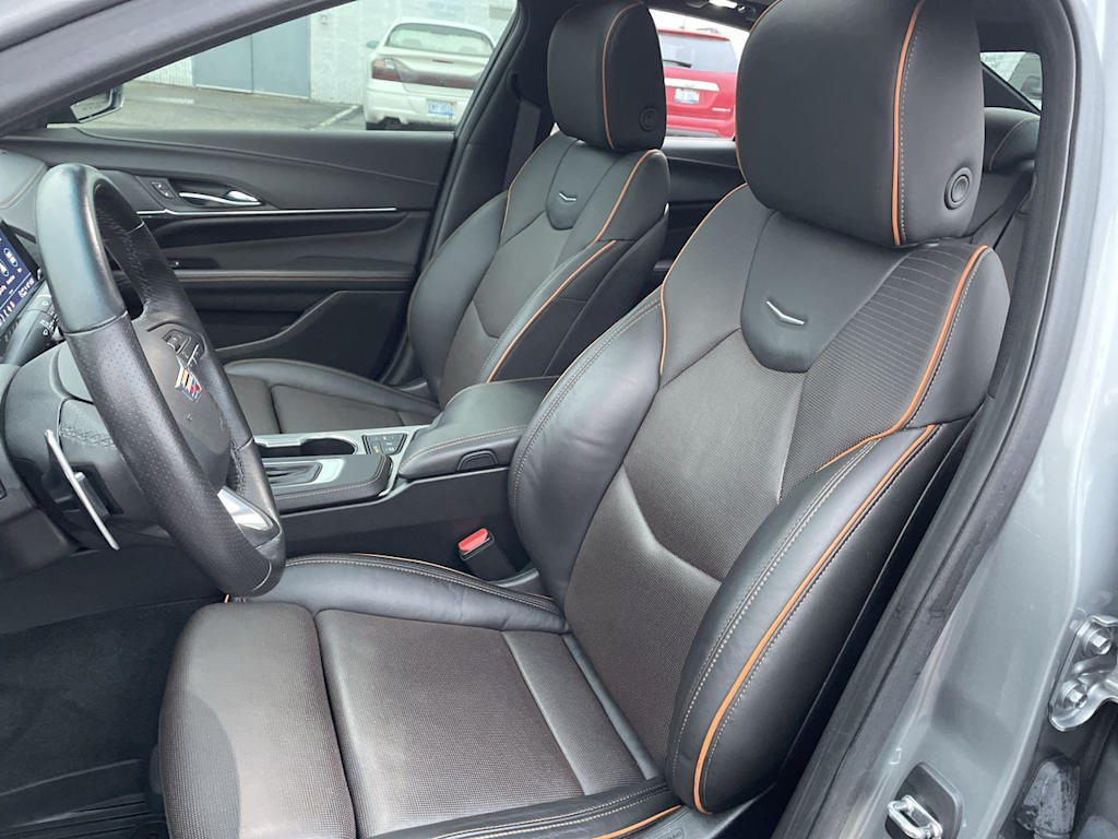 Thumbnail: 2023 Cadillac CT4 - 10