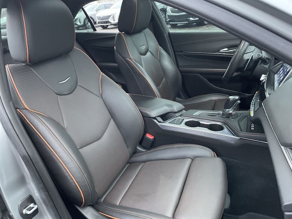 Thumbnail: 2023 Cadillac CT4 - 11