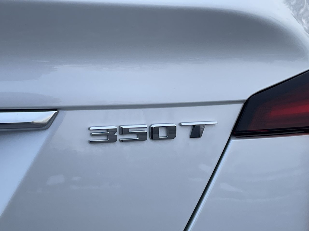 Thumbnail: 2023 Cadillac CT5 - 40