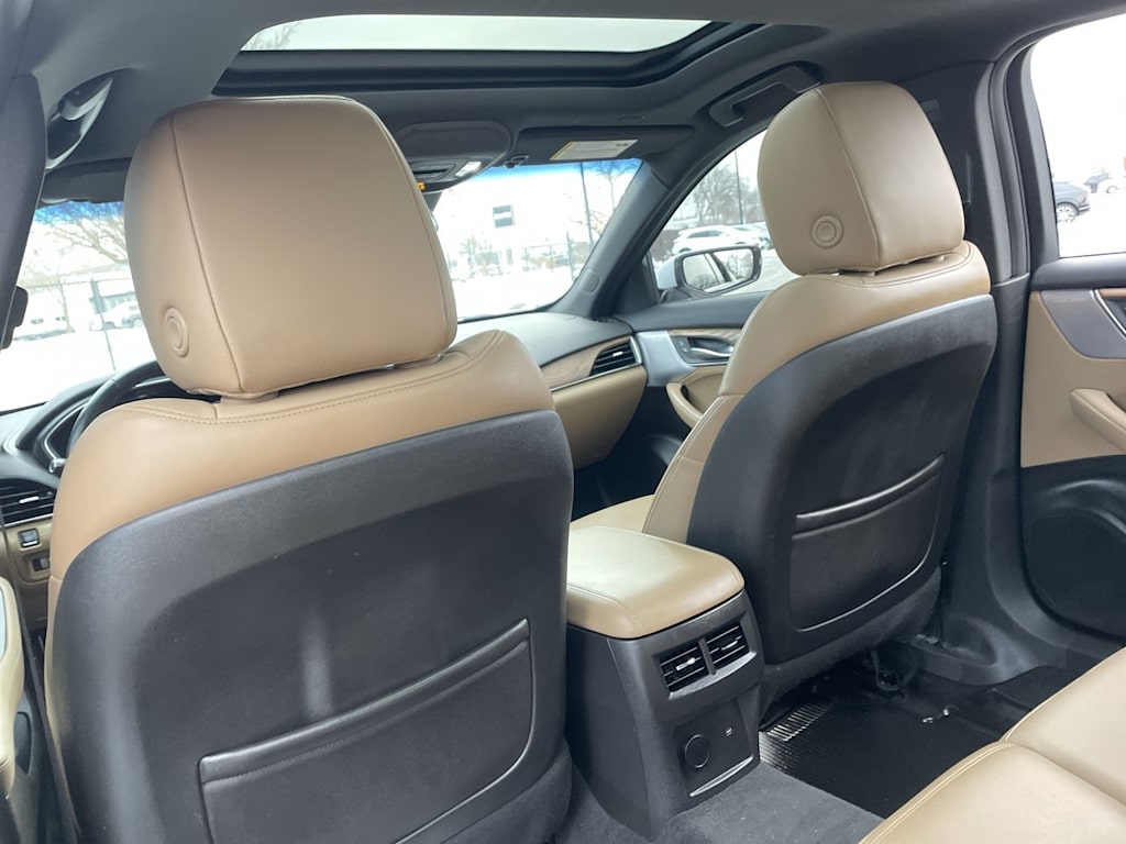 Thumbnail: 2023 Cadillac CT5 - 27