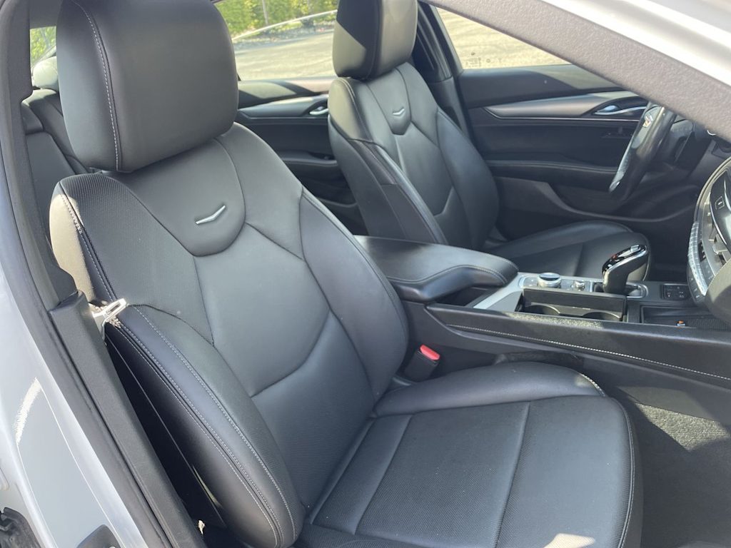 Thumbnail: 2023 Cadillac CT5 - 11