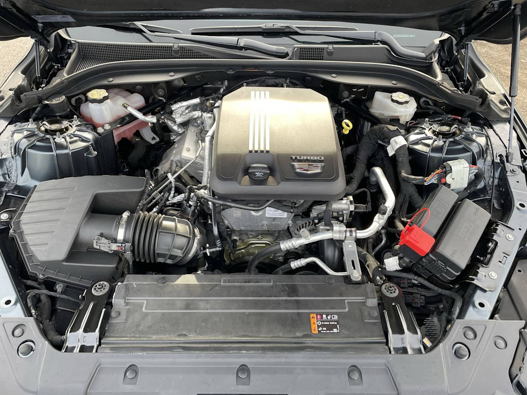 Thumbnail: 2022 Cadillac CT5 - 8