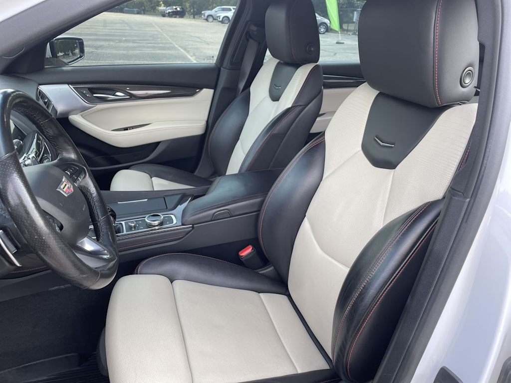 Thumbnail: 2020 Cadillac CT5 - 10