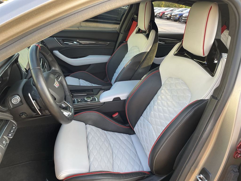 Thumbnail: 2023 Cadillac CT5 - 9