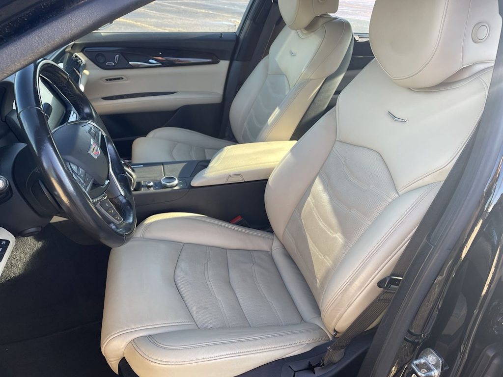 Thumbnail: 2019 Cadillac CT6 - 10