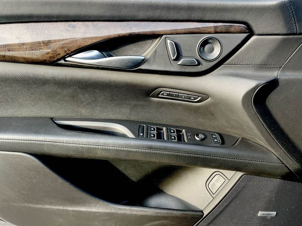 Thumbnail: 2017 Cadillac CT6 - 36