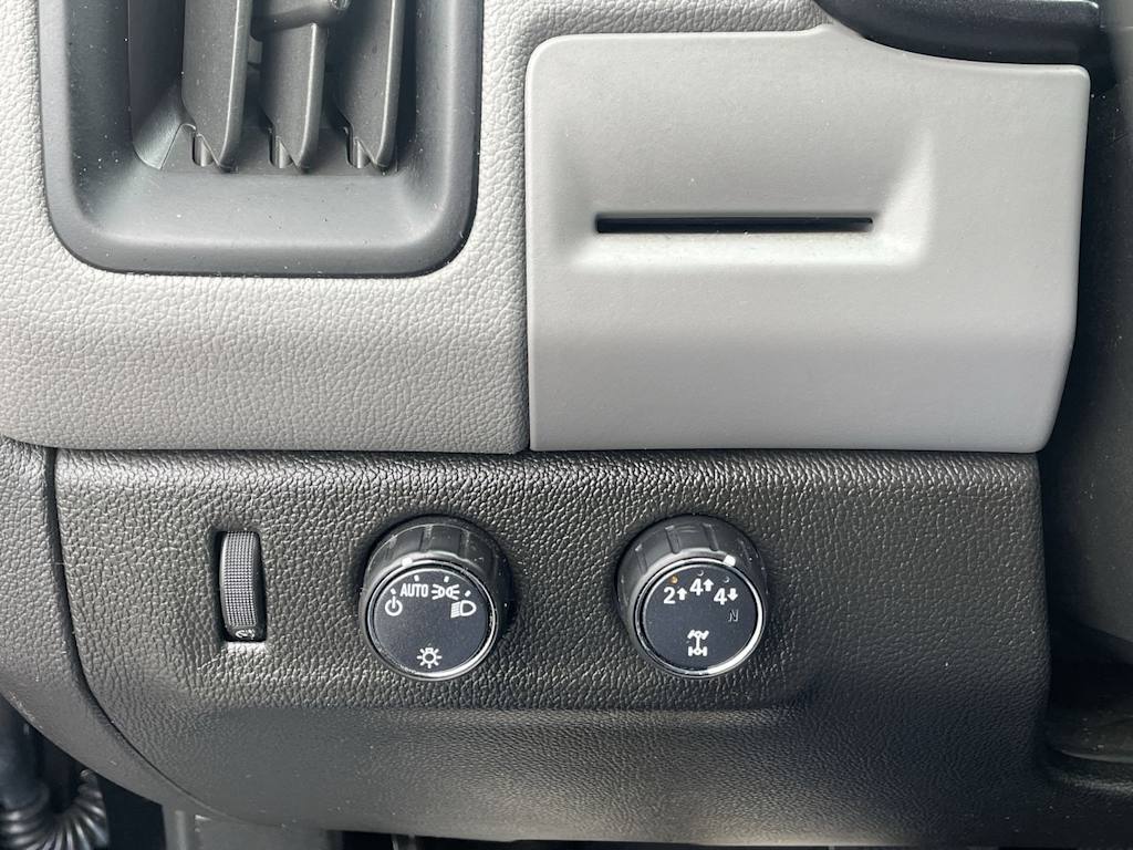 Thumbnail: 2019 Chevrolet Colorado - 31