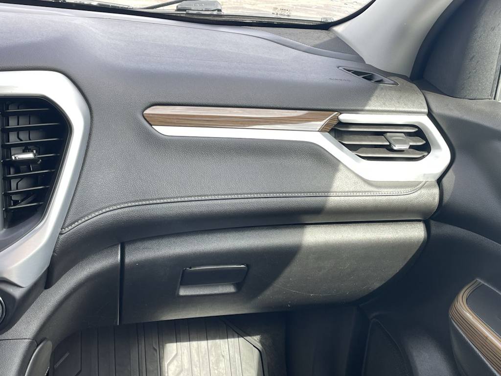 Thumbnail: 2020 GMC Acadia - 26