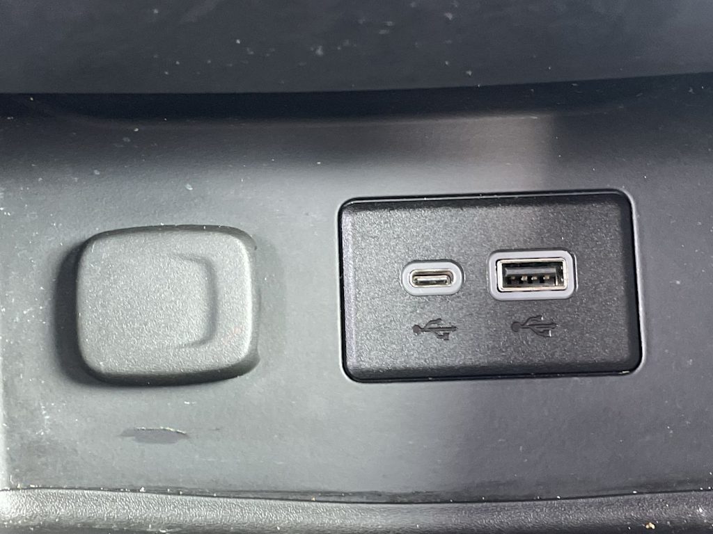 Thumbnail: 2020 GMC Acadia - 32