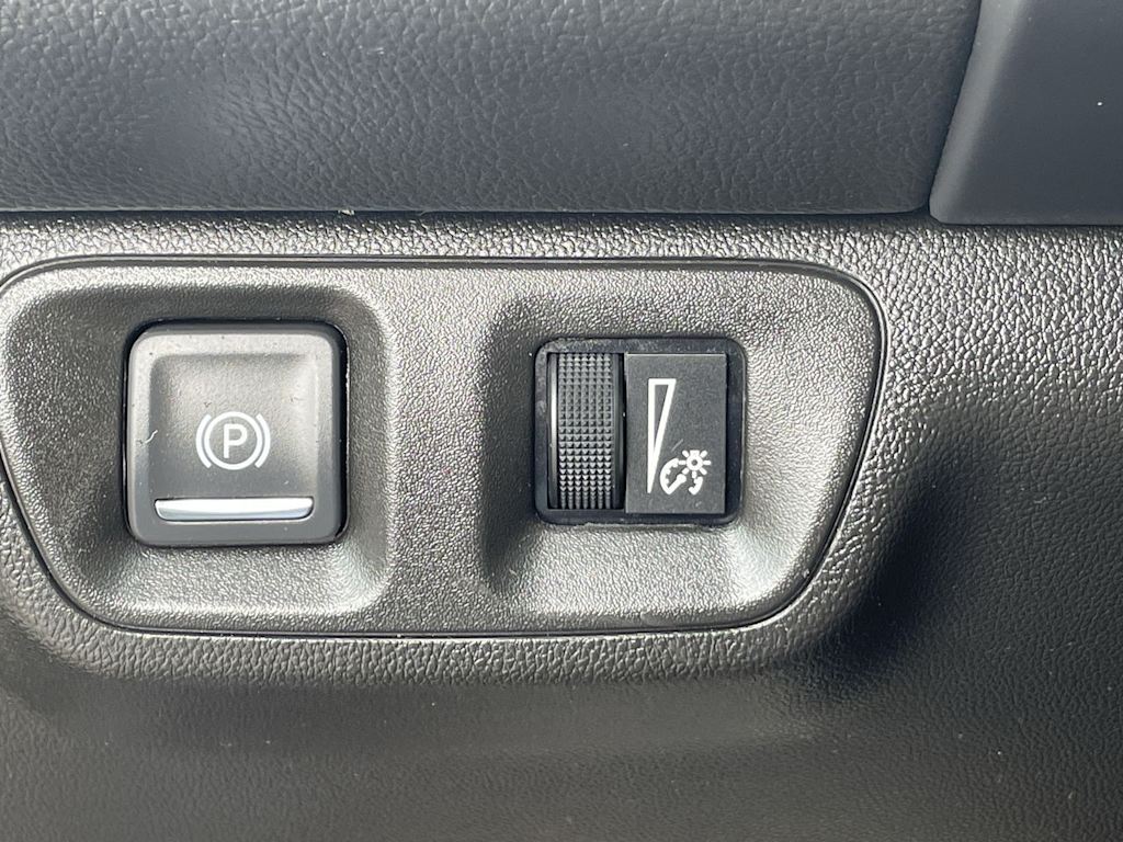 Thumbnail: 2020 GMC Acadia - 35