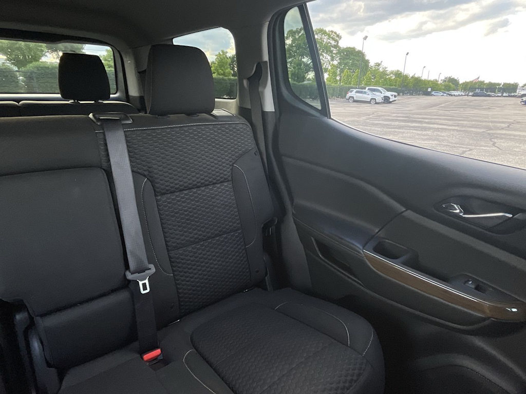 Thumbnail: 2019 GMC Acadia - 27