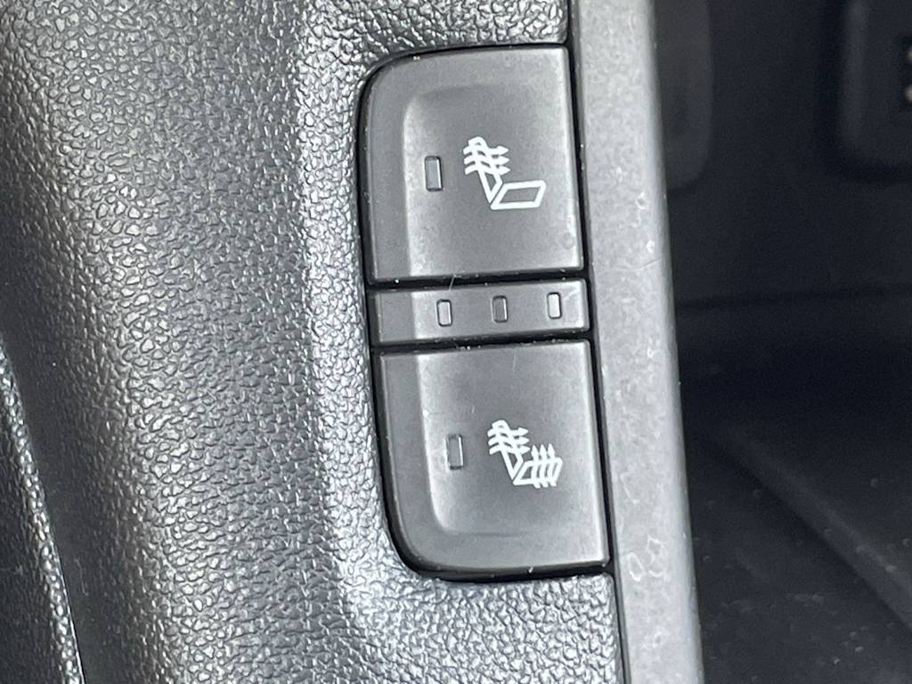 Thumbnail: 2019 GMC Acadia - 18