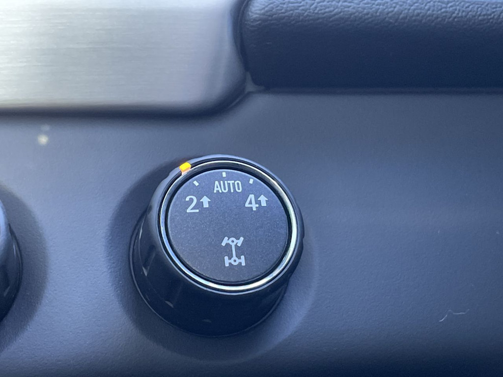 Thumbnail: 2016 GMC Yukon - 32