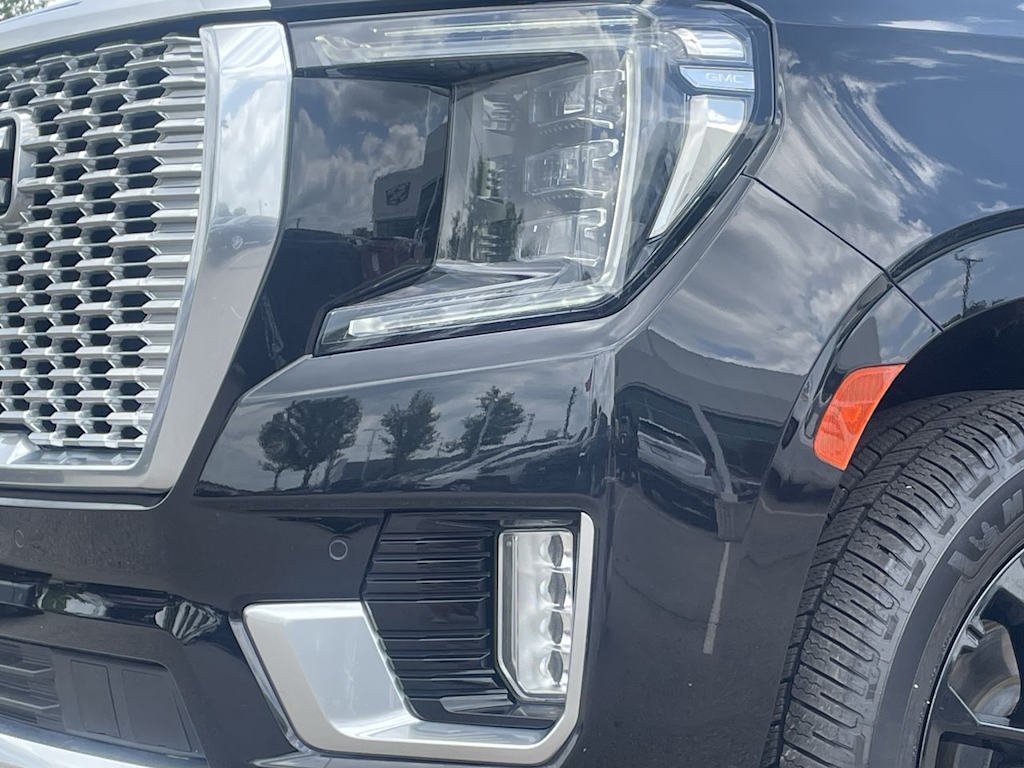 Thumbnail: 2022 GMC Yukon - 42