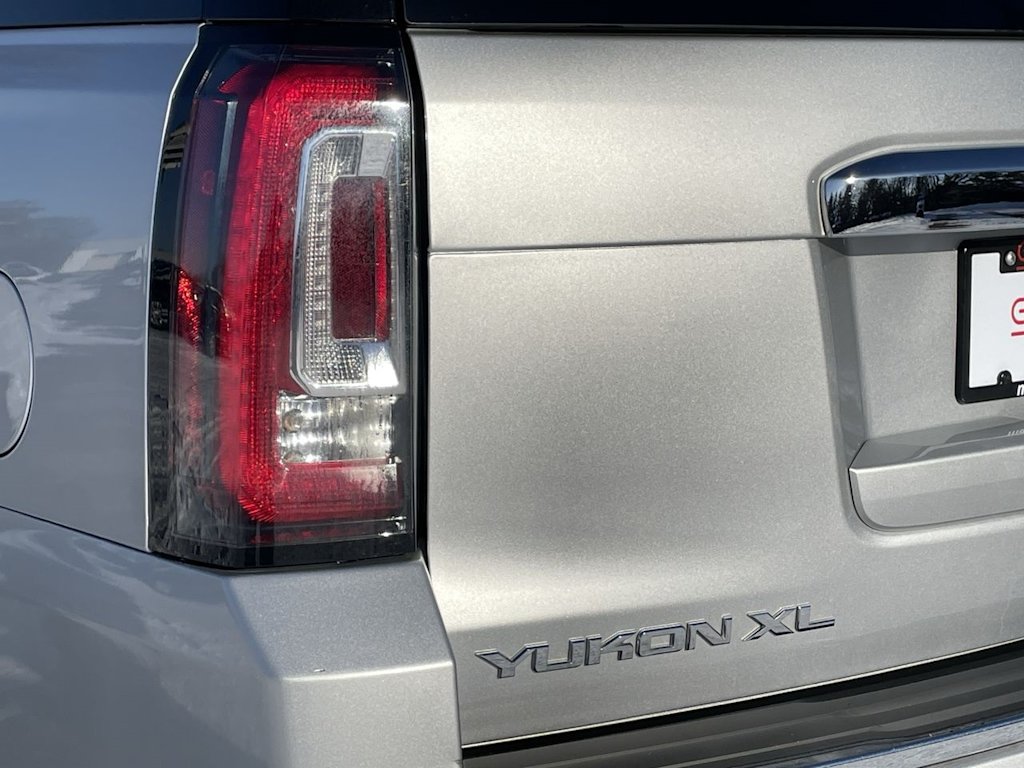 2019 GMC Yukon XL Denali 45