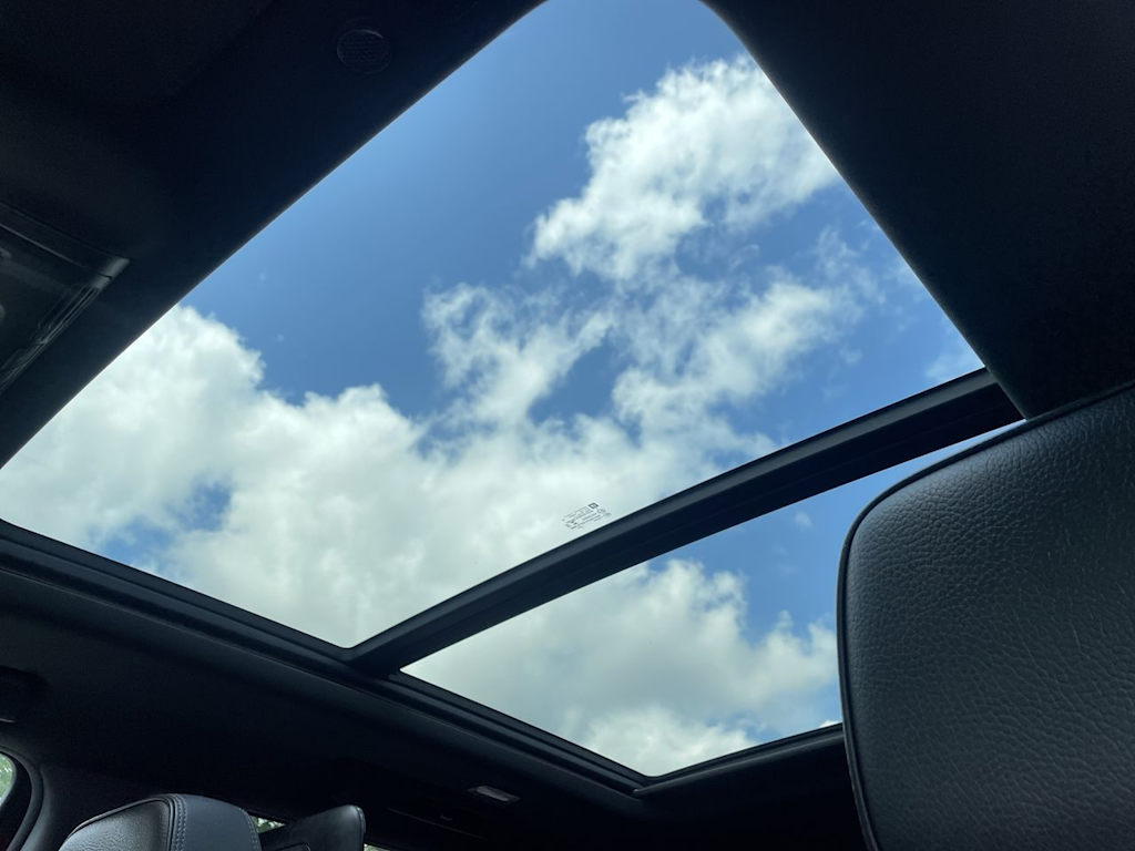 Thumbnail: 2021 GMC Yukon XL - 29
