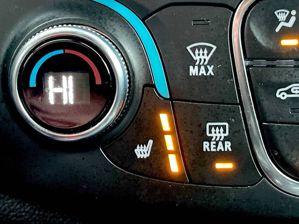 Thumbnail: 2023 Chevrolet Traverse - 9