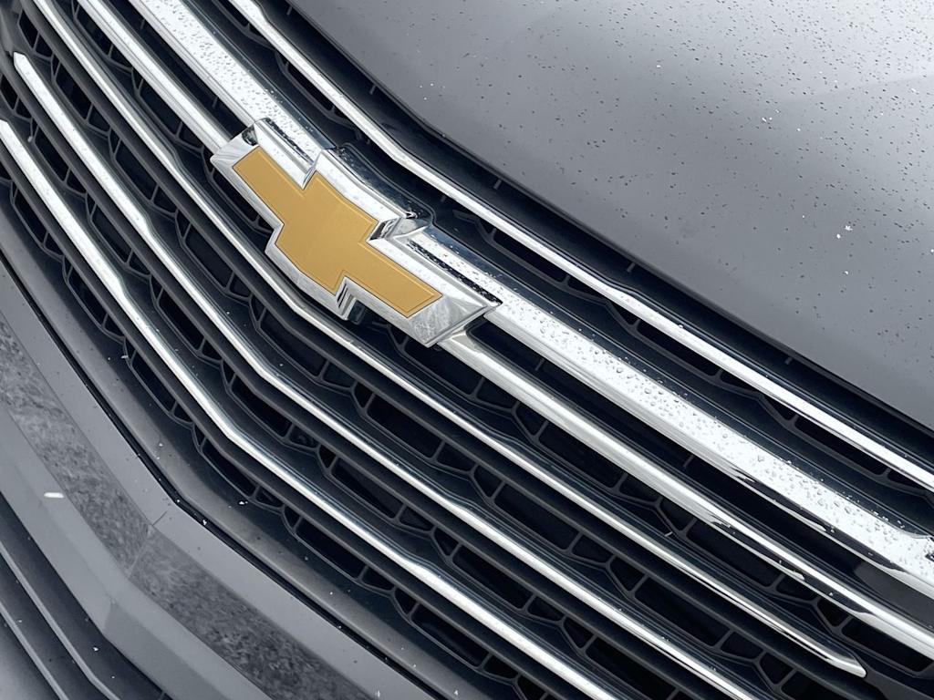 Thumbnail: 2023 Chevrolet Traverse - 6