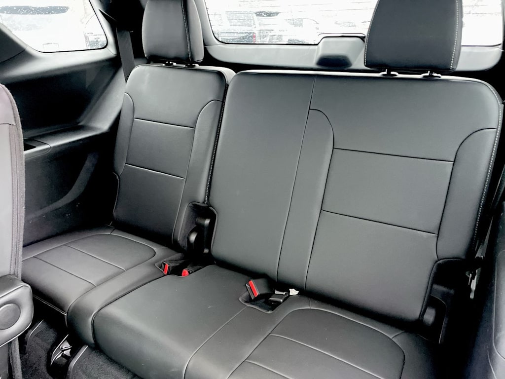 Thumbnail: 2023 Chevrolet Traverse - 12