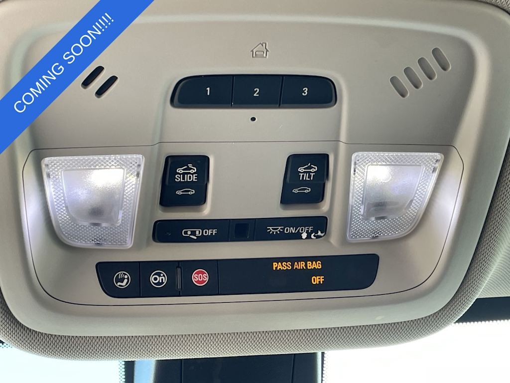 Thumbnail: 2019 Chevrolet Traverse - 37